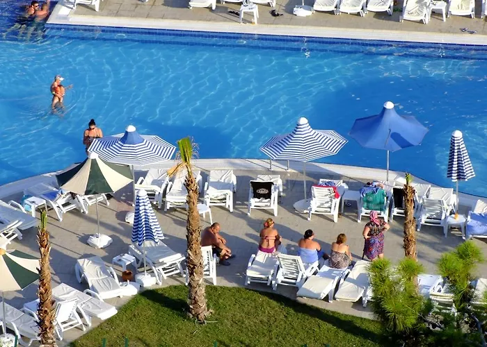 Grand Mir Hotel