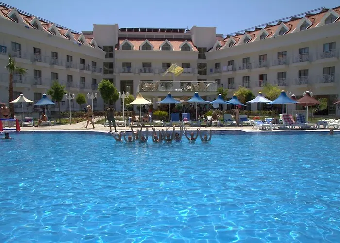 Grand Mir Hotel 3*