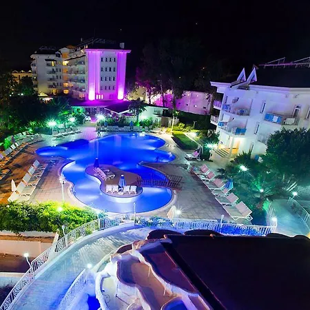 Grand Mir Hotel 3*